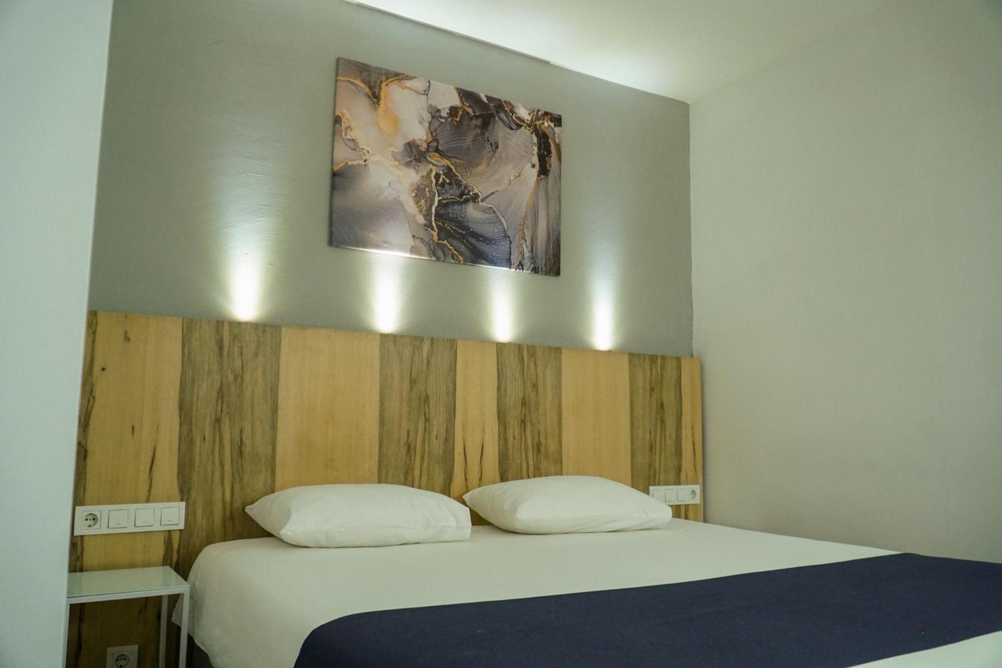 En Otel Karaca Eskişehir Esterno foto